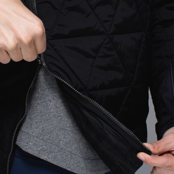 Lululemon Fluffed Up Pullover Goose Down Black Size 6 - Picture 3 of 15